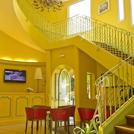 Mileade Mediterranee - Port-frejus Hotel 2*