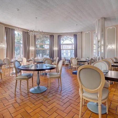 Mileade Mediterranee - Port-frejus 2* Frejus