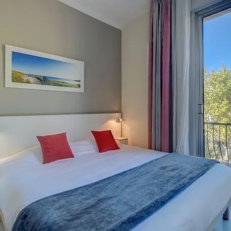 Mileade Mediterranee - Port-frejus 2*